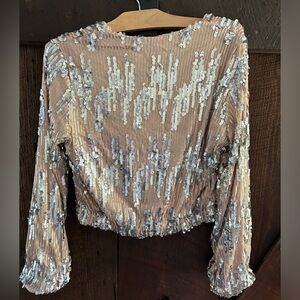 Rose gold & silver sequence long sleeve top!